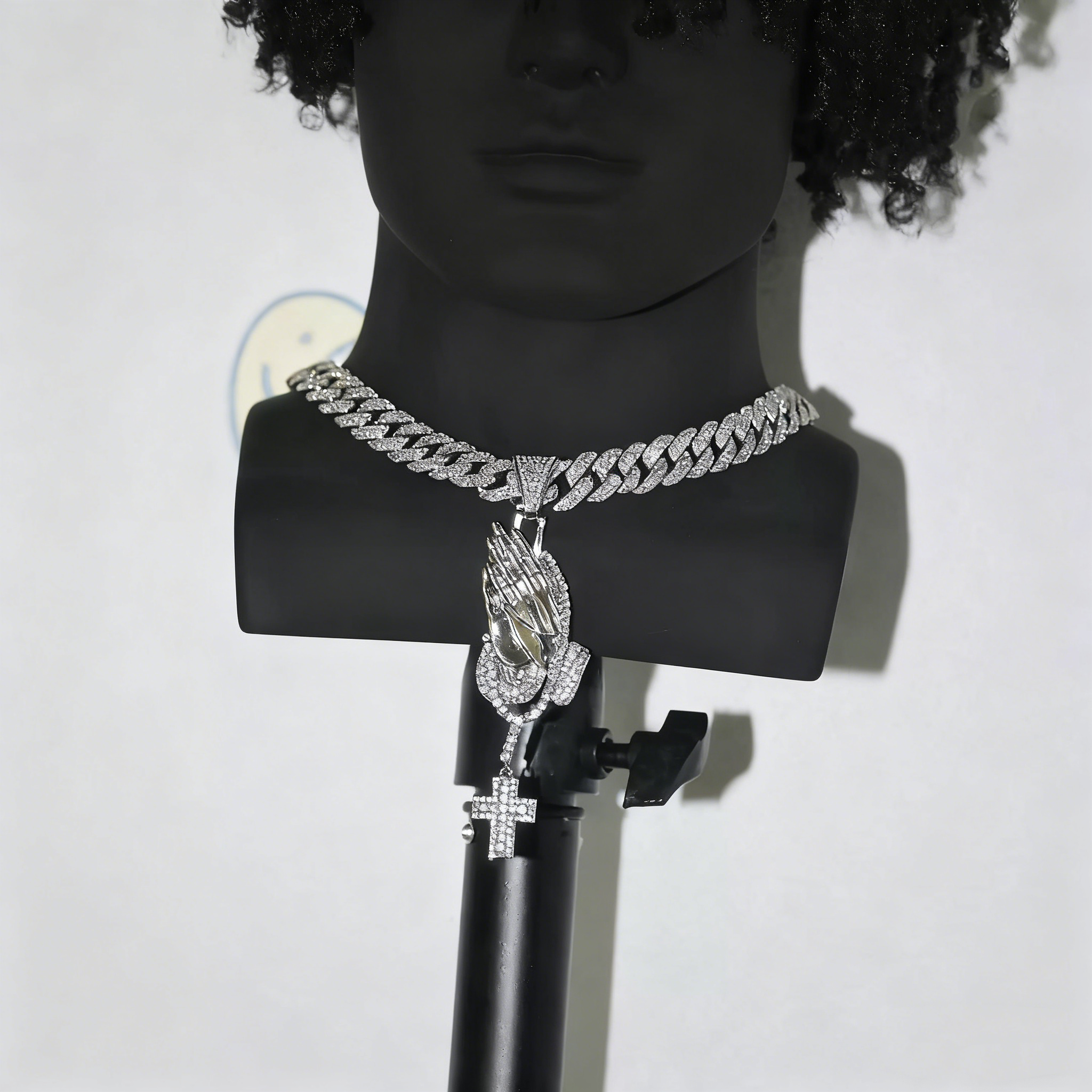 Iced Prayer Hands Cross Pendant – Hip-Hop Cuban Link Necklace