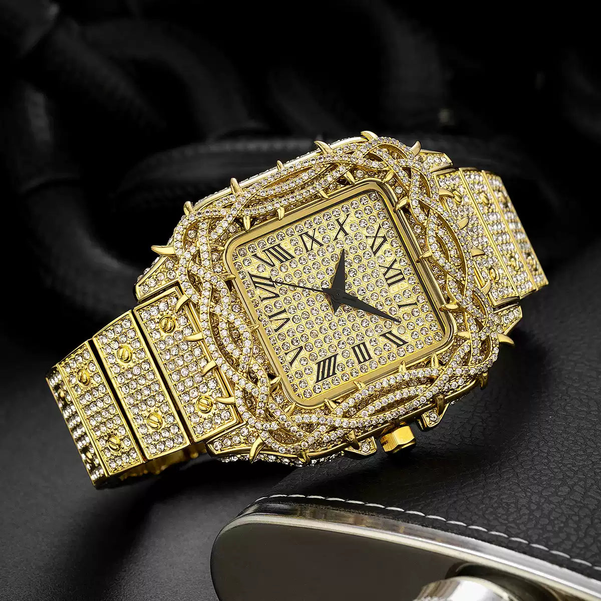 Full Diamond / Starry Sky / High-End Luxury / Thorns Dial / Niche / European & American / Hip-Hop Watch