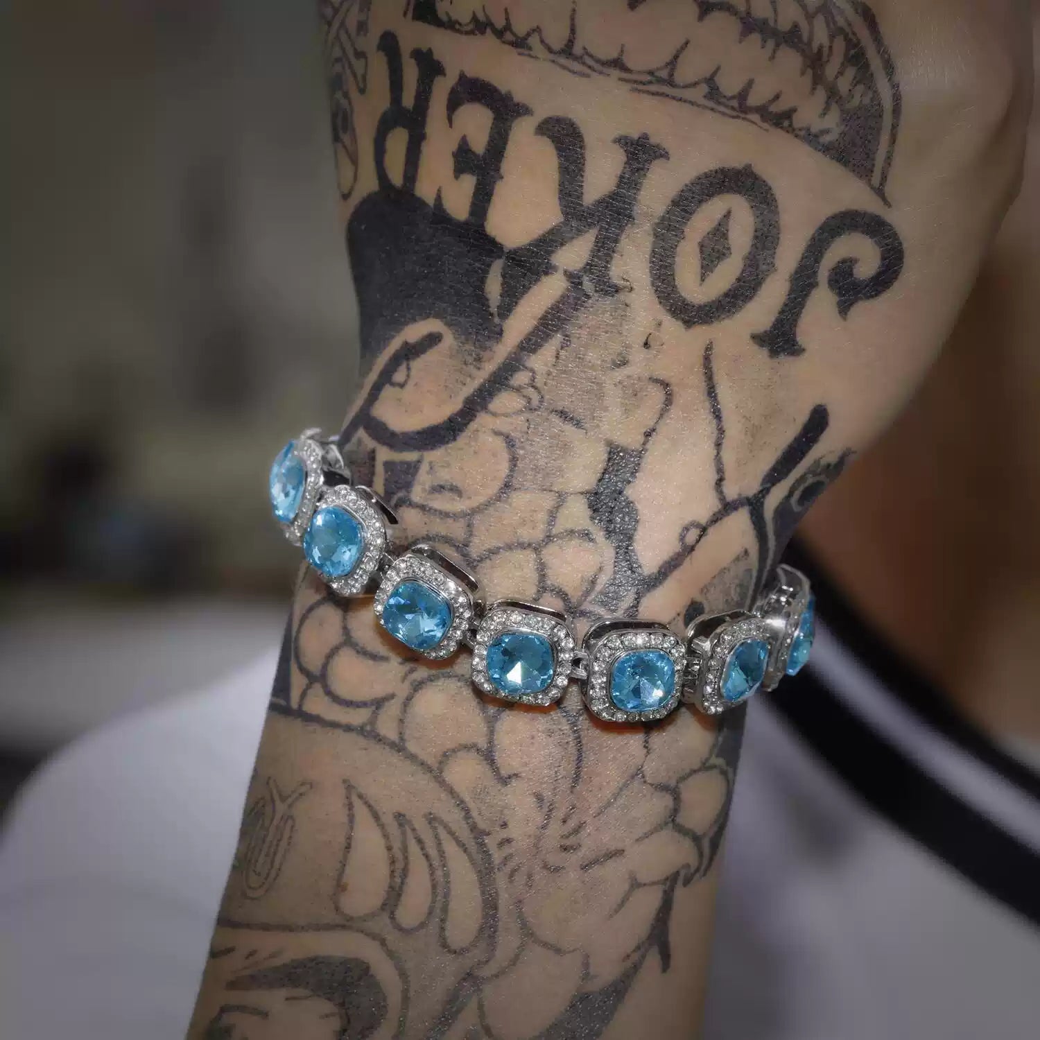 Hip-Hop Men’s Iced-Out Aqua Blue Cube Bracelet — Full Diamond Square Link Bracelet, Trendy Streetwear Jewelry Accessory