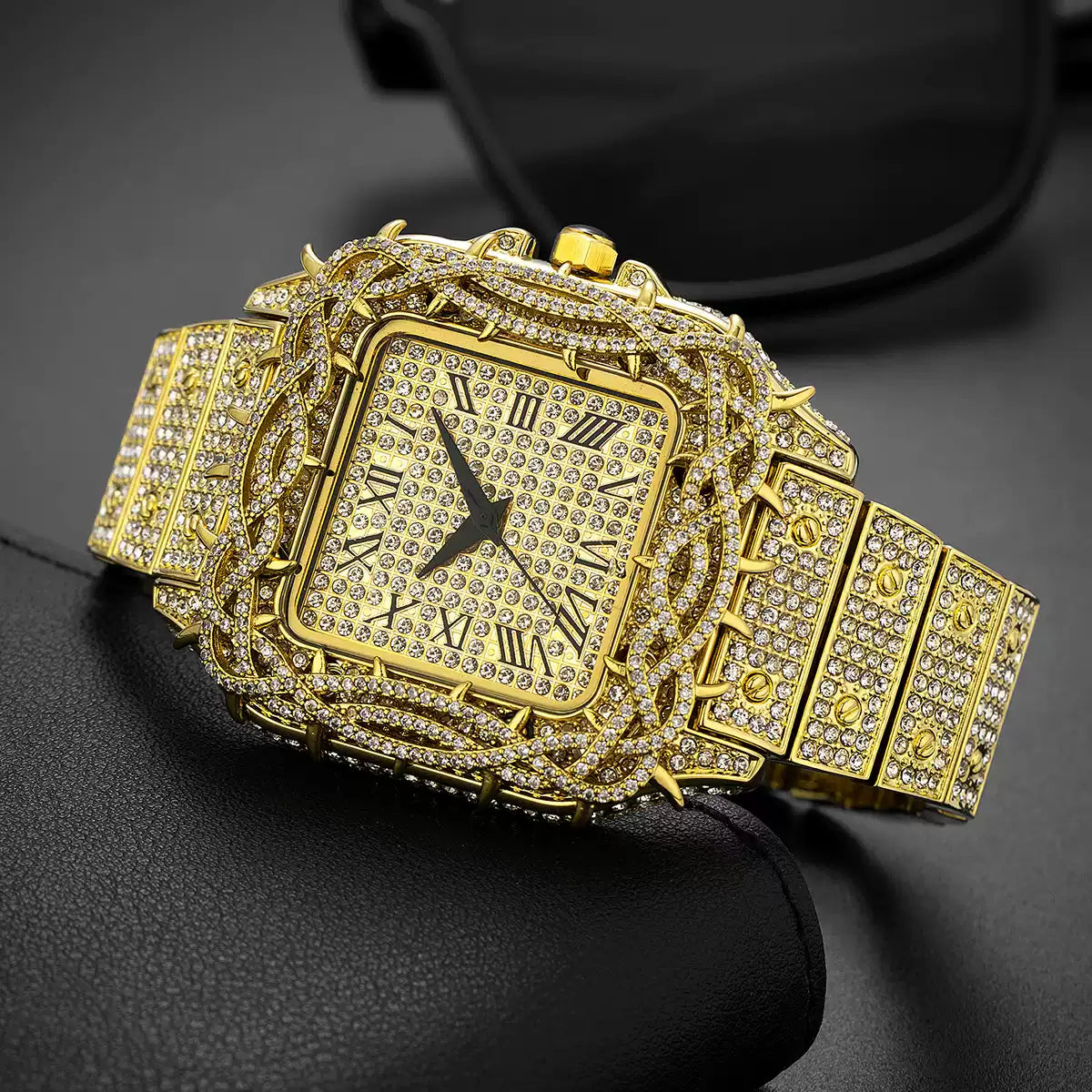 Full Diamond / Starry Sky / High-End Luxury / Thorns Dial / Niche / European & American / Hip-Hop Watch