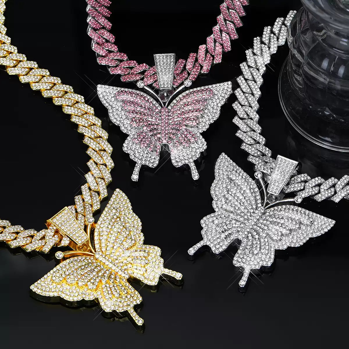 Iced Butterfly Cuban Link Necklace – Gold & Silver Hip-Hop Pendant Chain